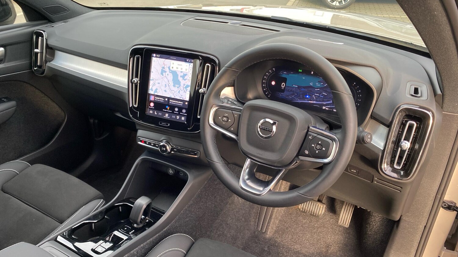 Used Volvo XC40 for sale - 77753967: Photo 10