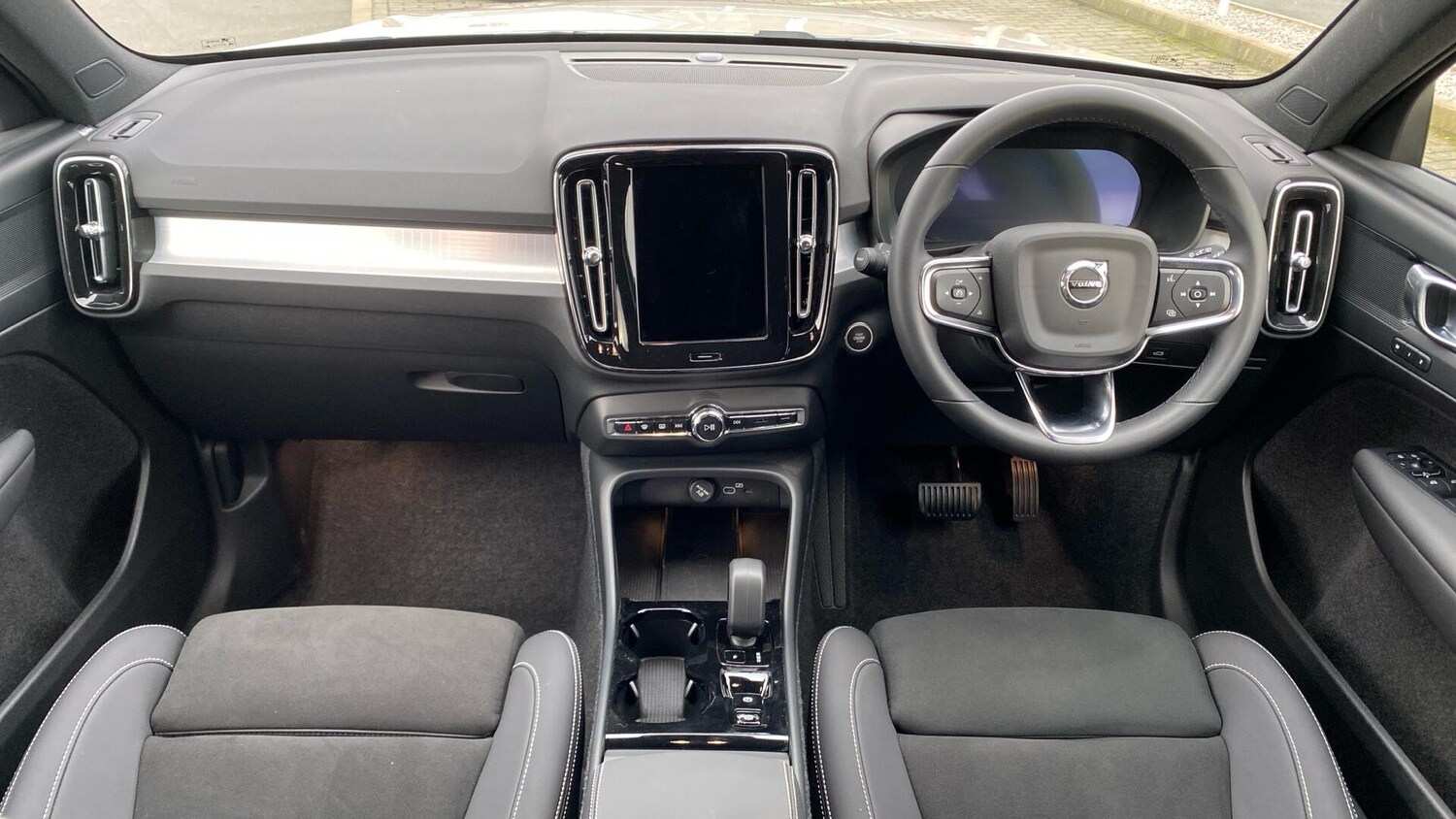 Used Volvo XC40 for sale - 77753967: Photo 11