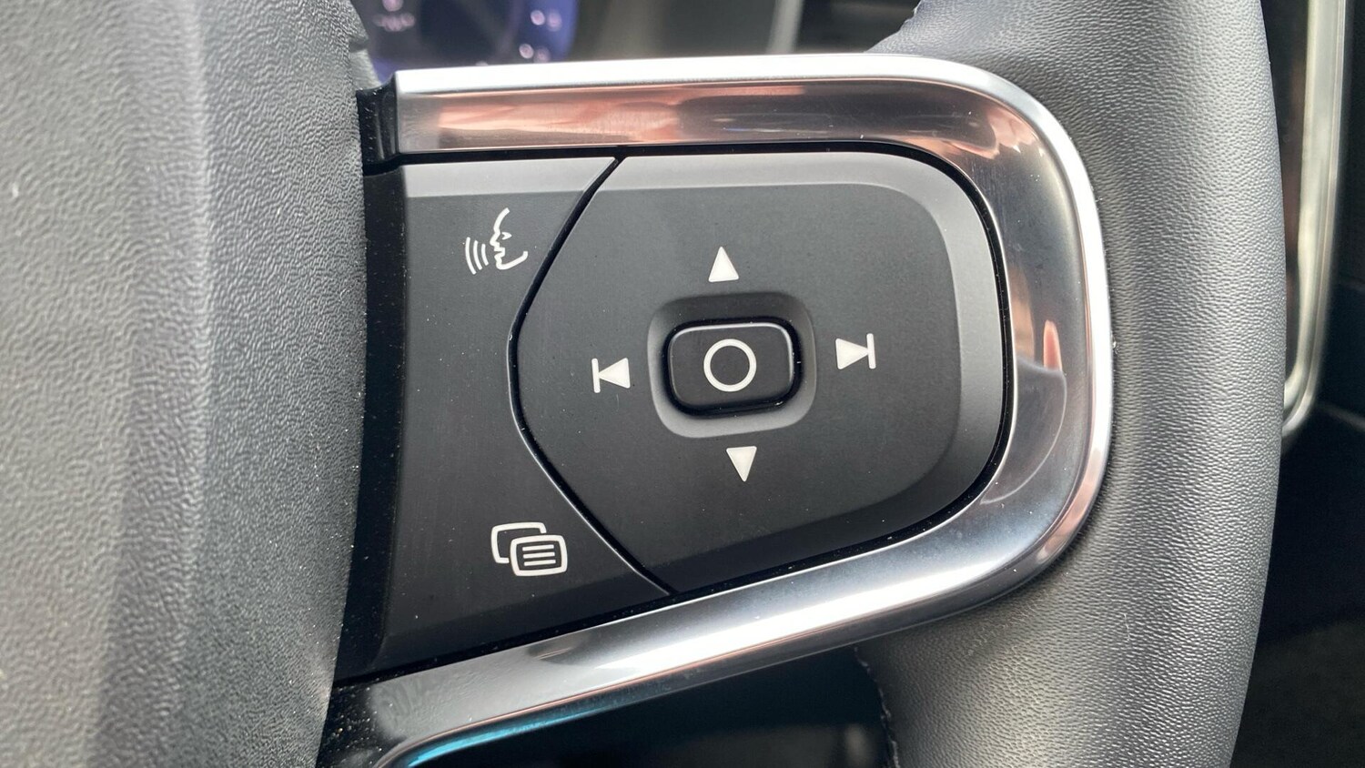 Used Volvo XC40 for sale - 77753967: Photo 18