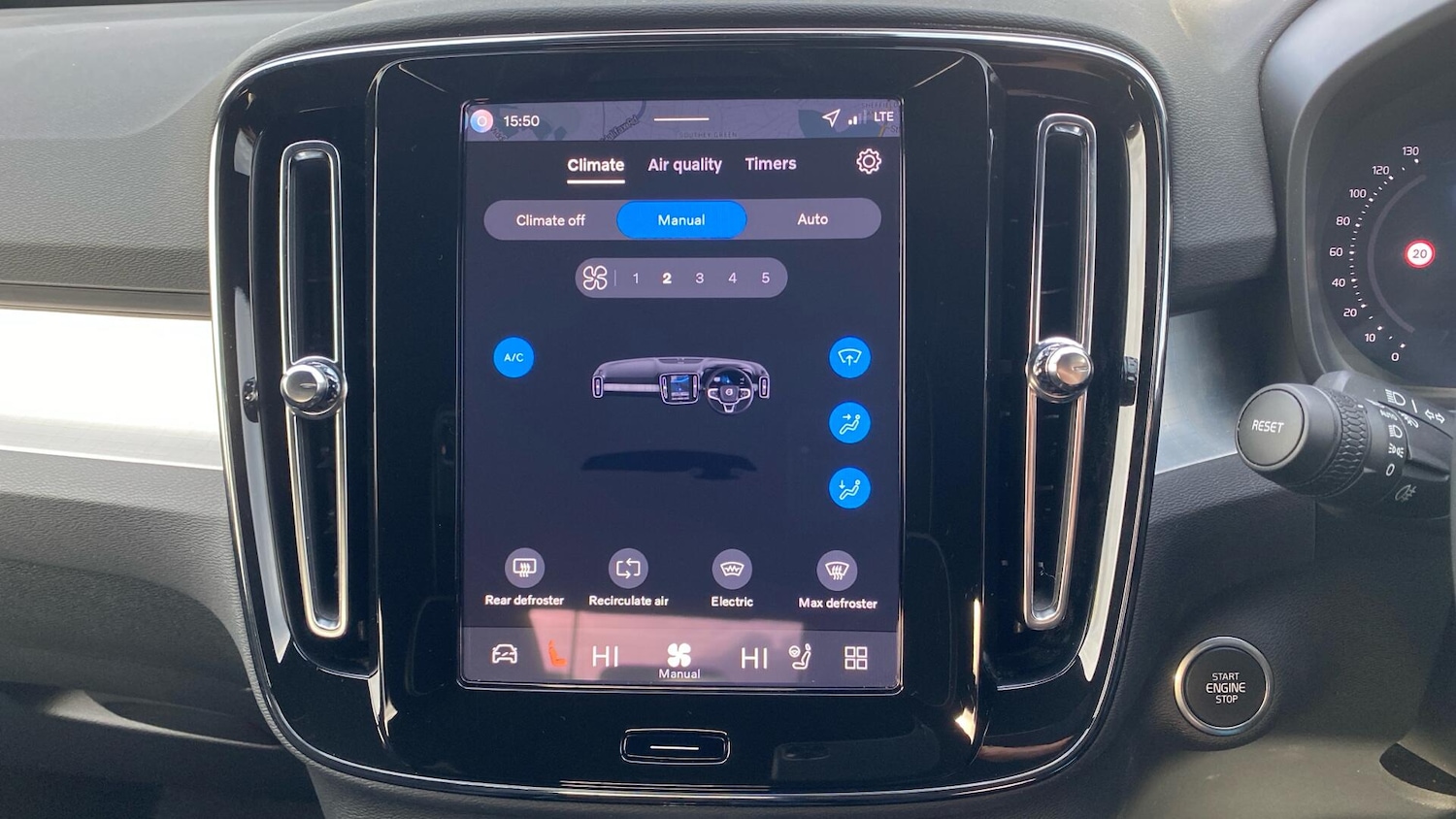 Used Volvo XC40 for sale - 77753967: Photo 28