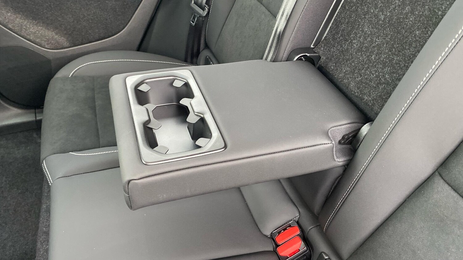 Used Volvo XC40 for sale - 77753967: Photo 41