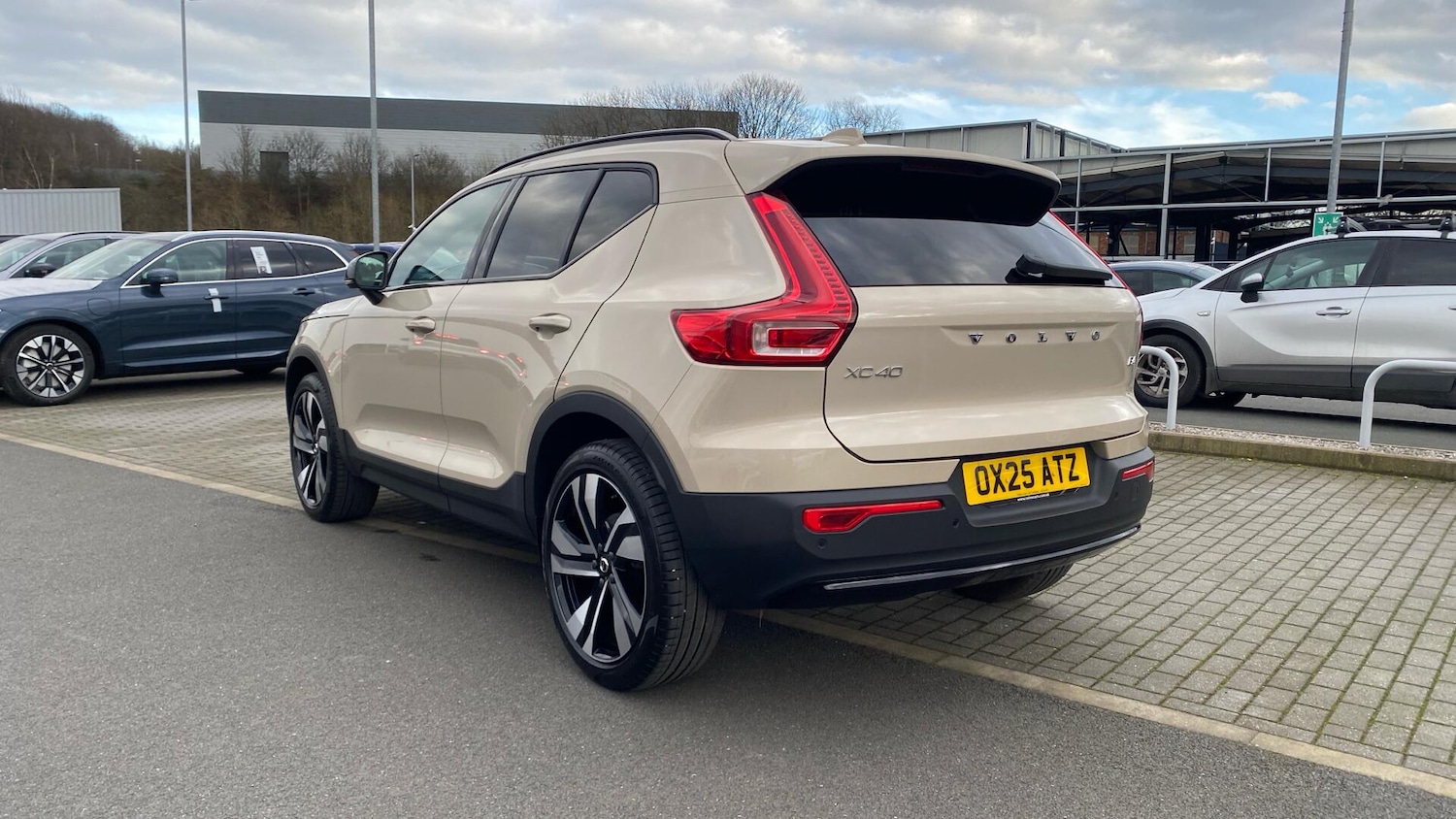 Used Volvo XC40 for sale - 77753967: Photo 5