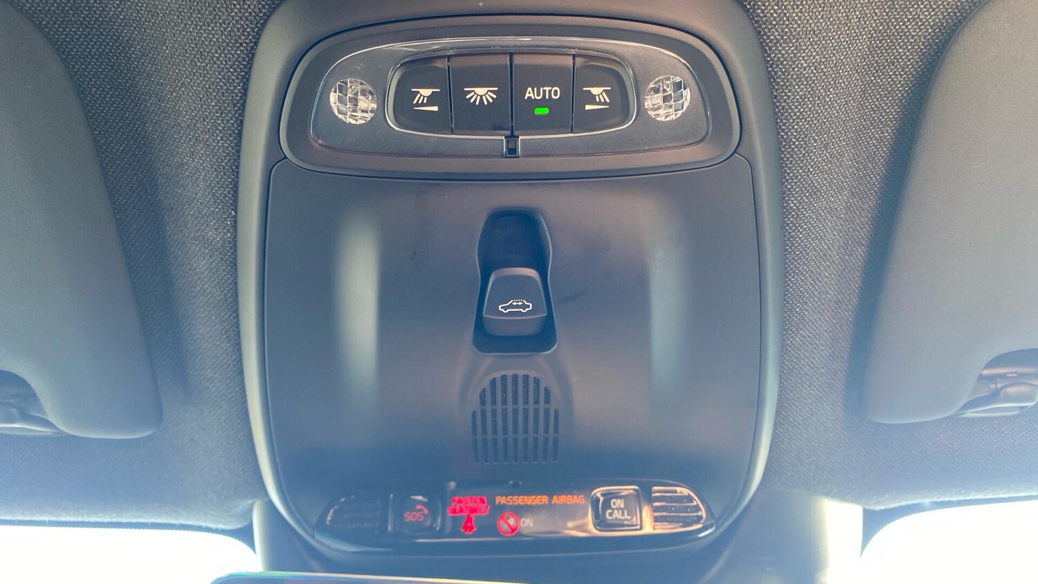 Used Volvo XC40 2020 for sale - 77396417: Photo 23