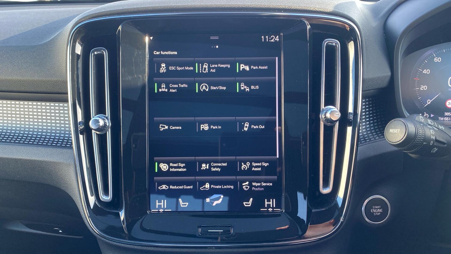 Used Volvo XC40 2020 for sale - 77396417: Photo 31