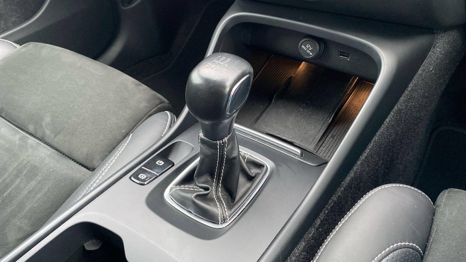 Used Volvo XC40 2019 for sale - 77120190: Photo 12