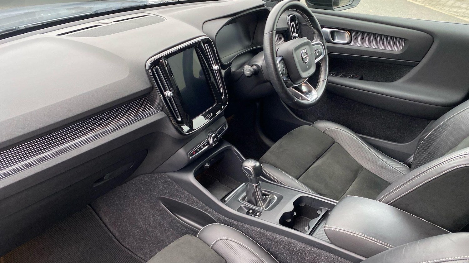 Used Volvo XC40 2019 for sale - 77120190: Photo 13