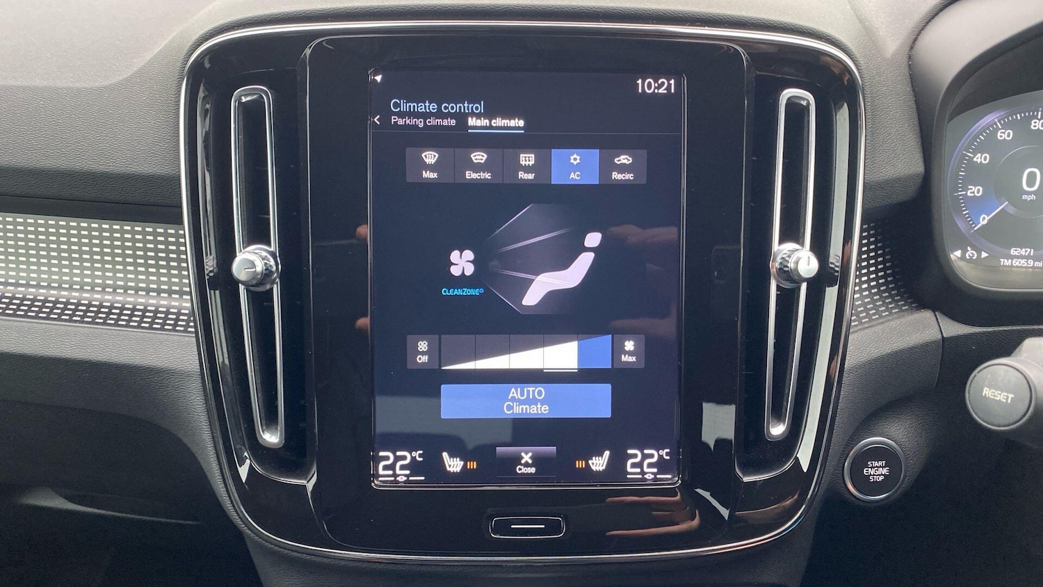 Used Volvo XC40 2019 for sale - 77120190: Photo 29