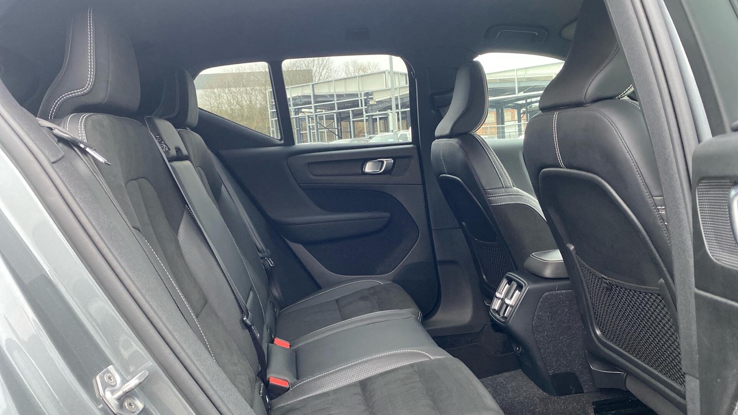 Used Volvo XC40 2019 for sale - 77120190: Photo 43