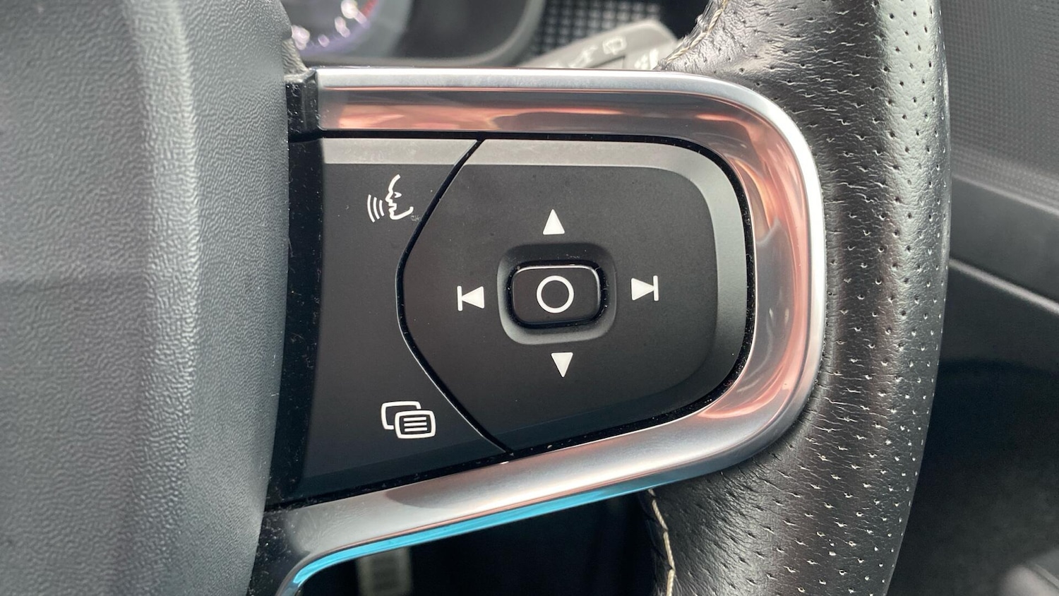 Used Volvo XC40 2019 for sale - 77120190: Photo 59