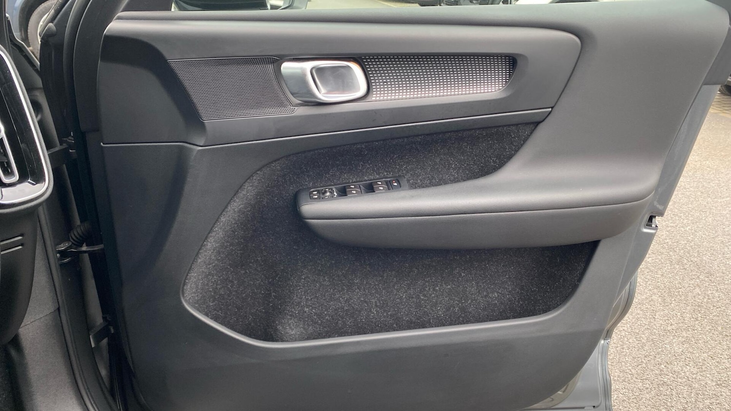 Used Volvo XC40 2019 for sale - 77120190: Photo 66