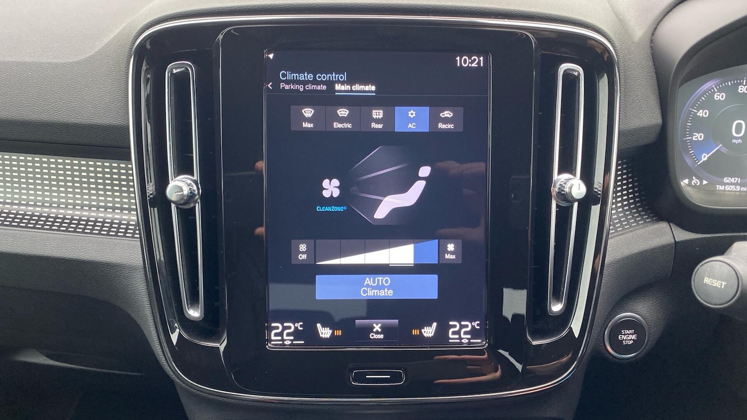 Used Volvo XC40 2019 for sale - 77120190: Photo 67