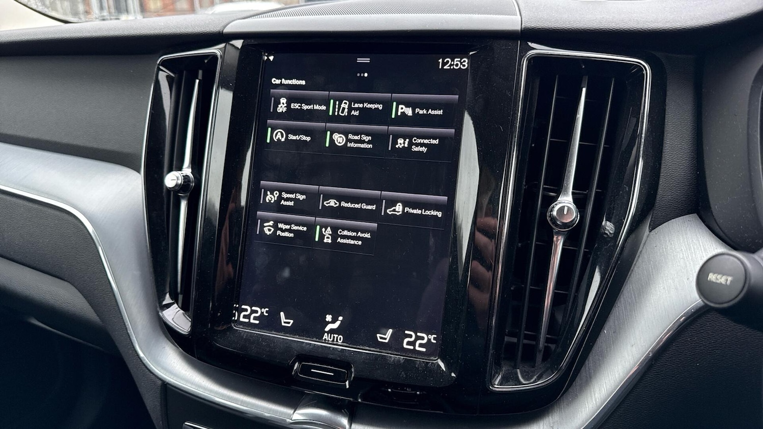 Used Volvo XC60 2018 for sale - 77060414: Photo 17