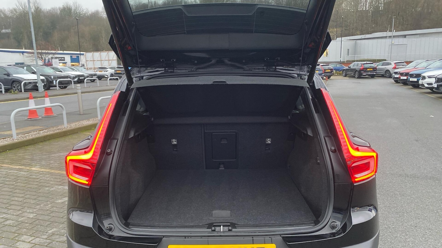 Used Volvo XC40 for sale - 77266943: Photo 13