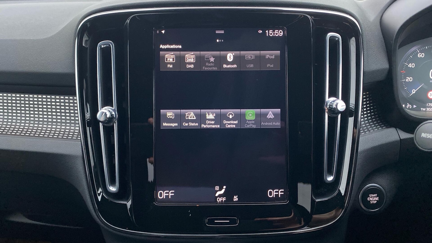 Used Volvo XC40 for sale - 77266943: Photo 17