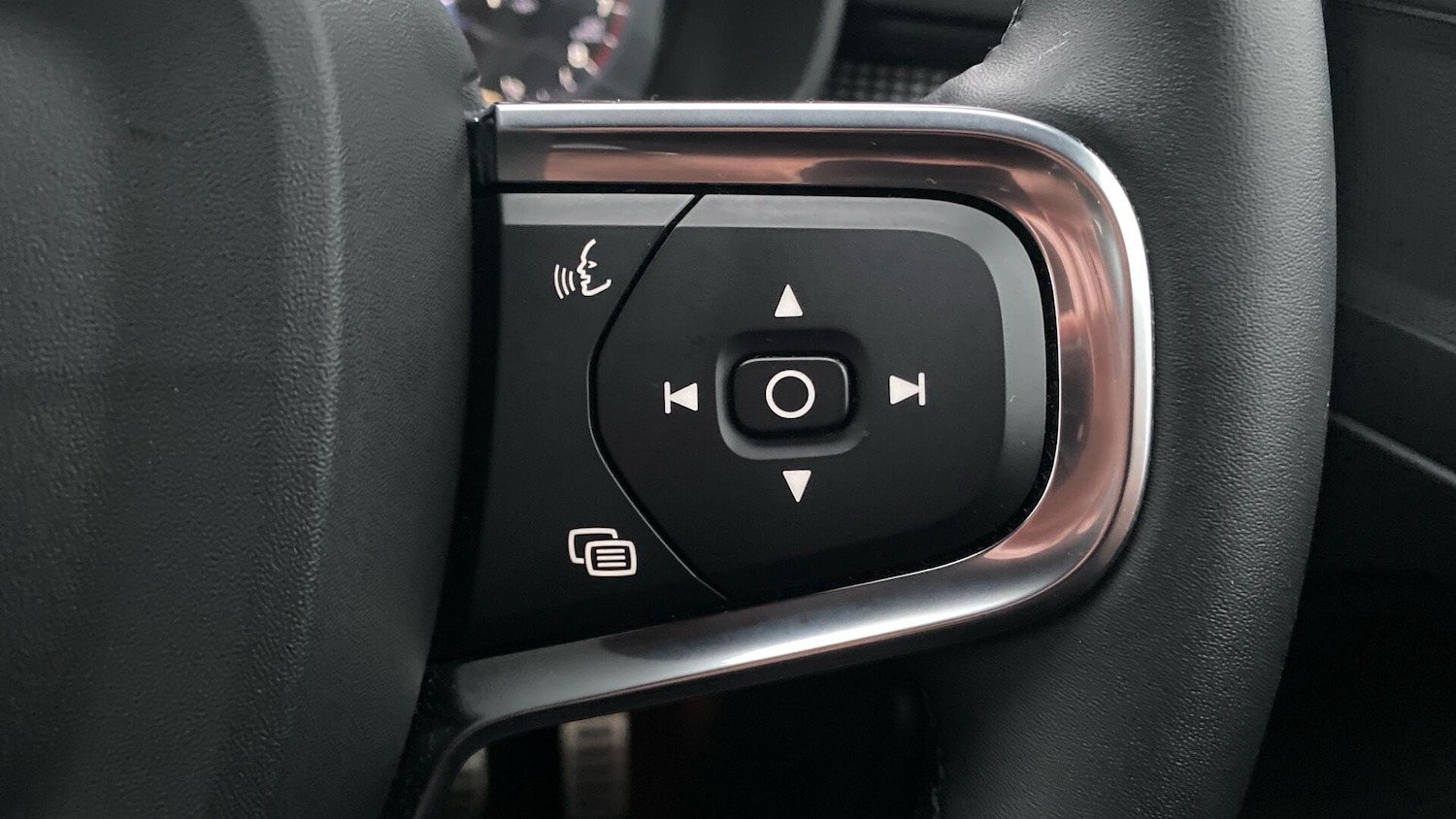 Used Volvo XC40 for sale - 77266943: Photo 22