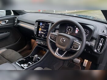 Used Volvo XC40 2022 for sale - 77266943: Photo