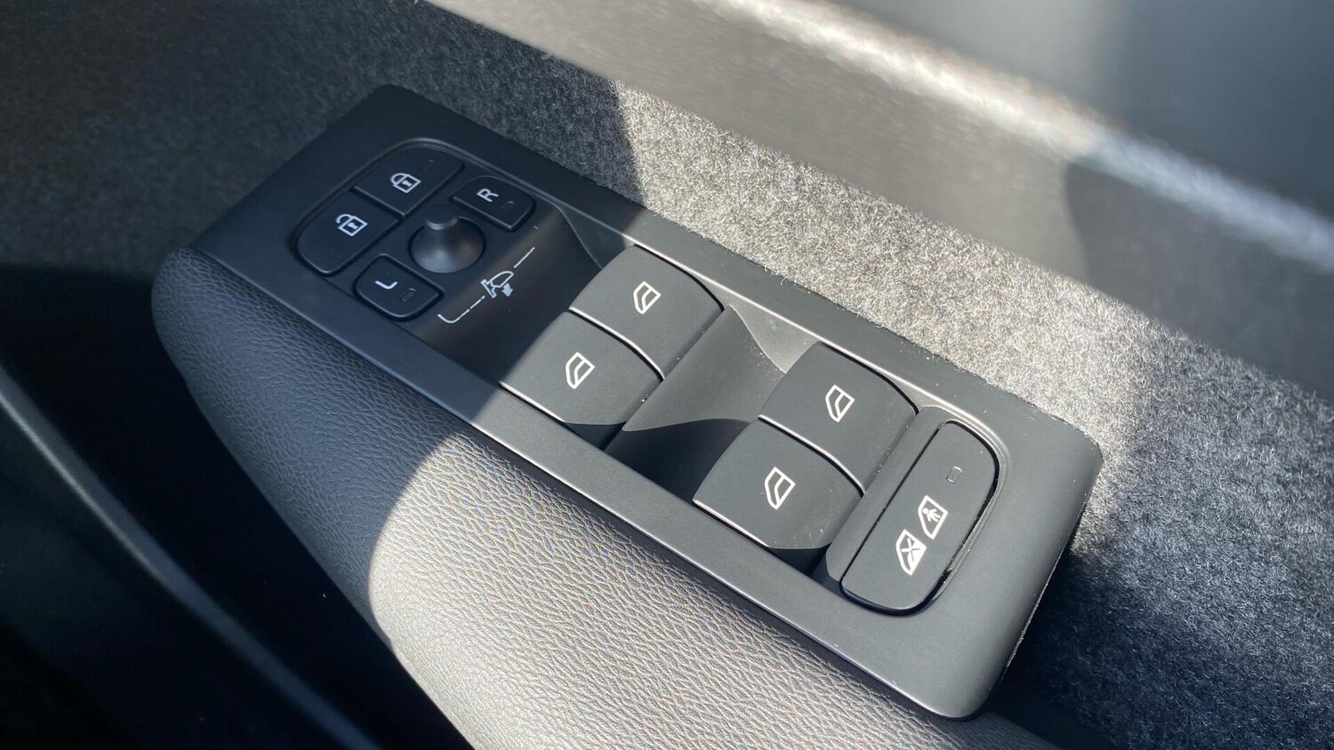 Used Volvo C40 2022 for sale - 77695398: Photo 19