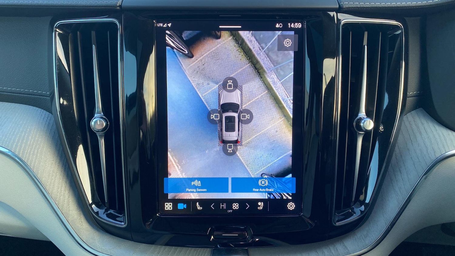 Used Volvo XC60 2025 for sale - 76823860: Photo 19