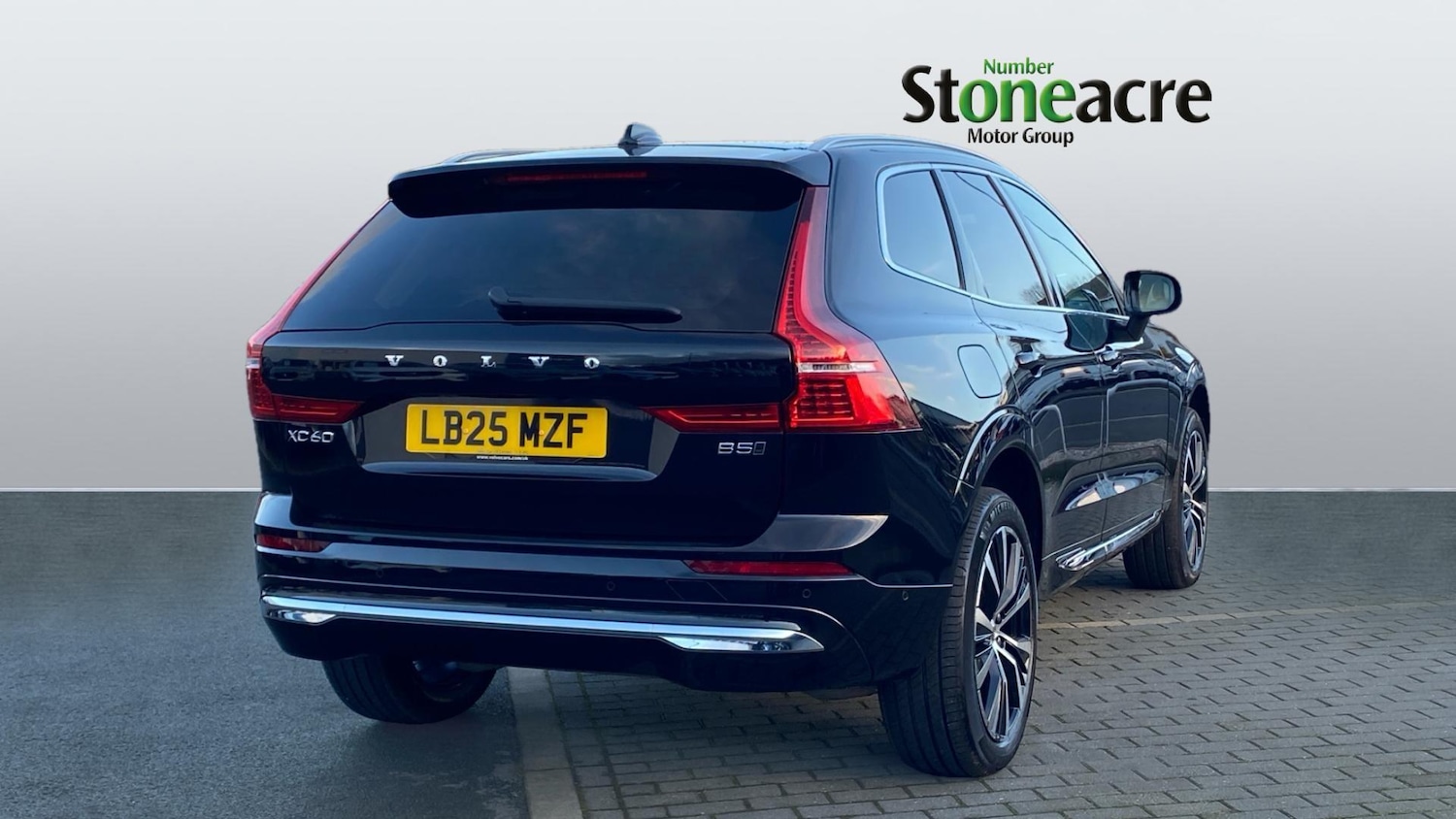 Used Volvo XC60 2025 for sale - 76823860: Photo 2