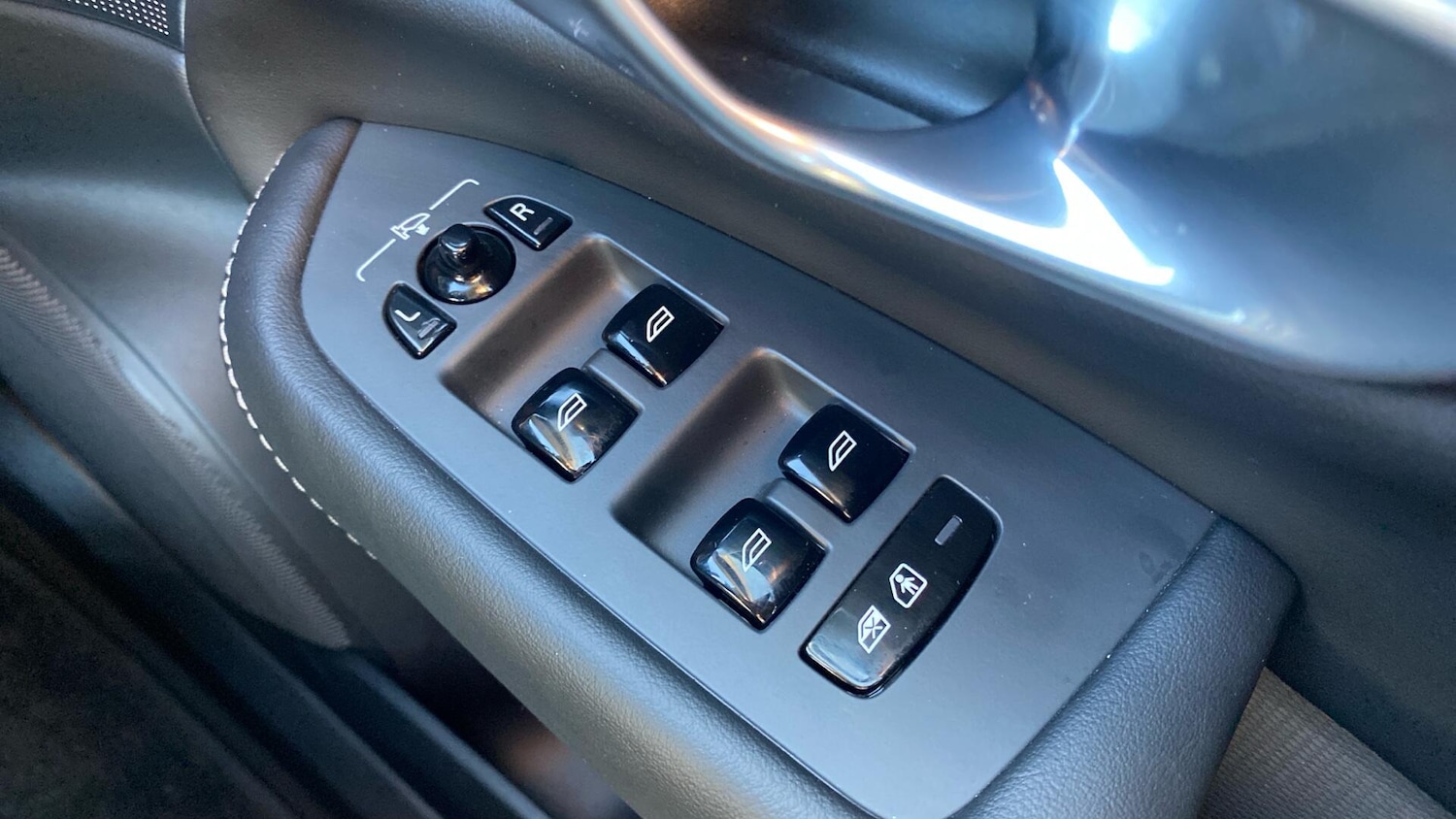 Used Volvo XC90 2025 for sale - 76935906: Photo 24