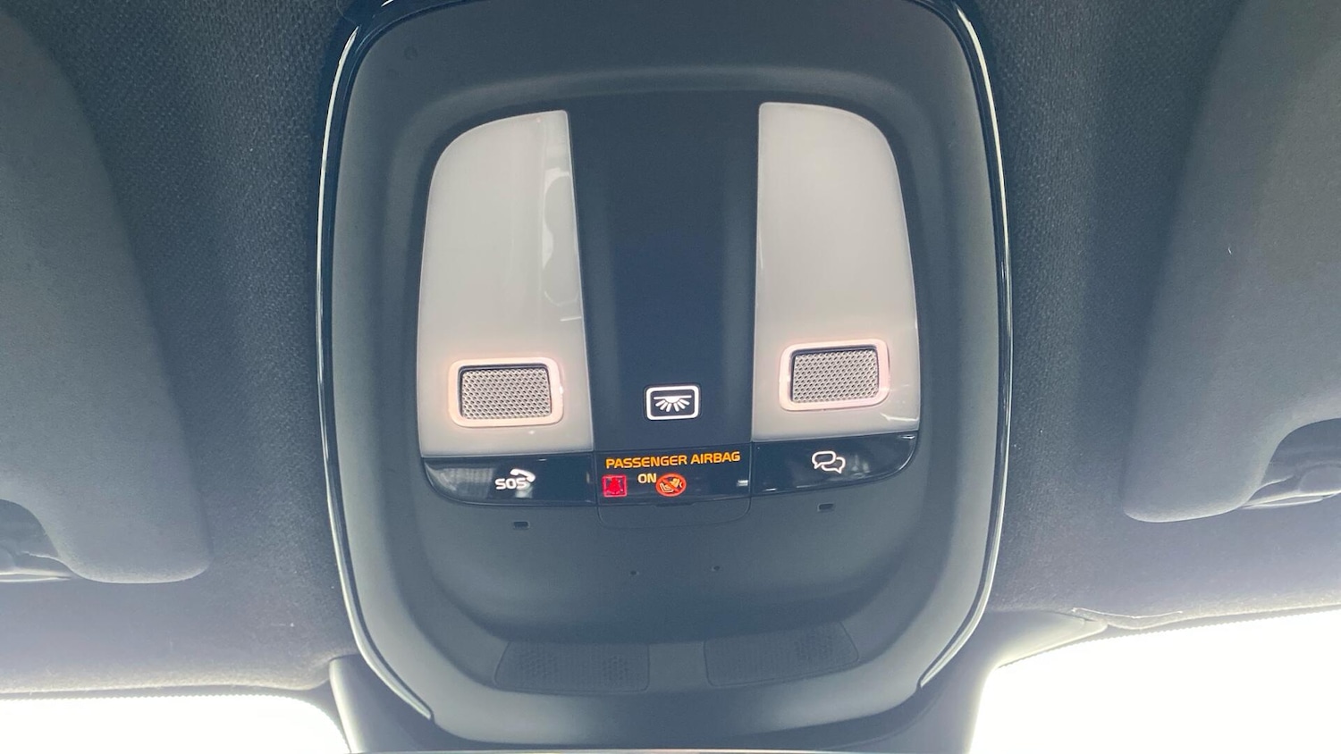 Used Volvo XC40 2023 for sale - 77081405: Photo 21