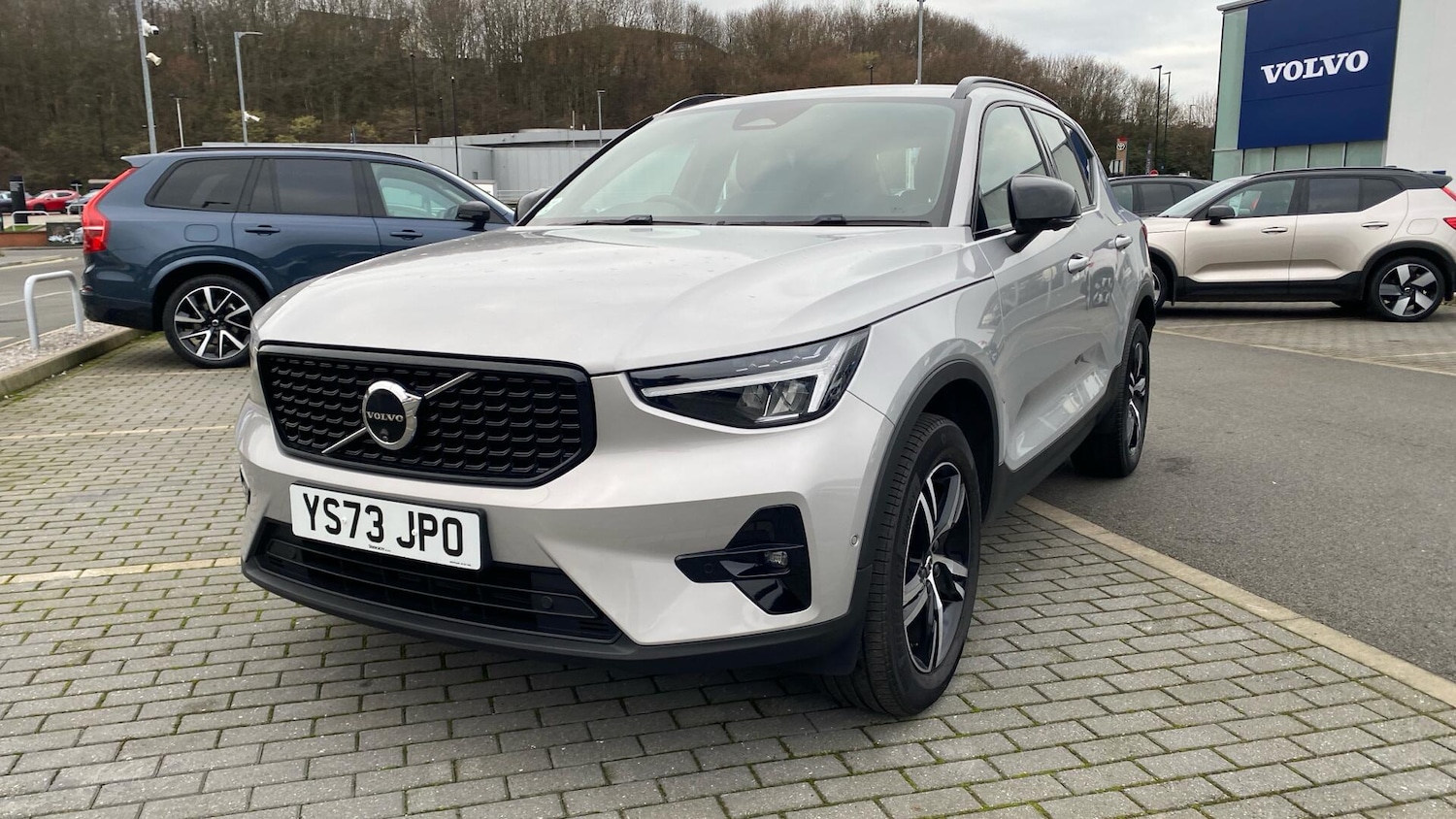 Used Volvo XC40 2023 for sale - 77081405: Photo 4