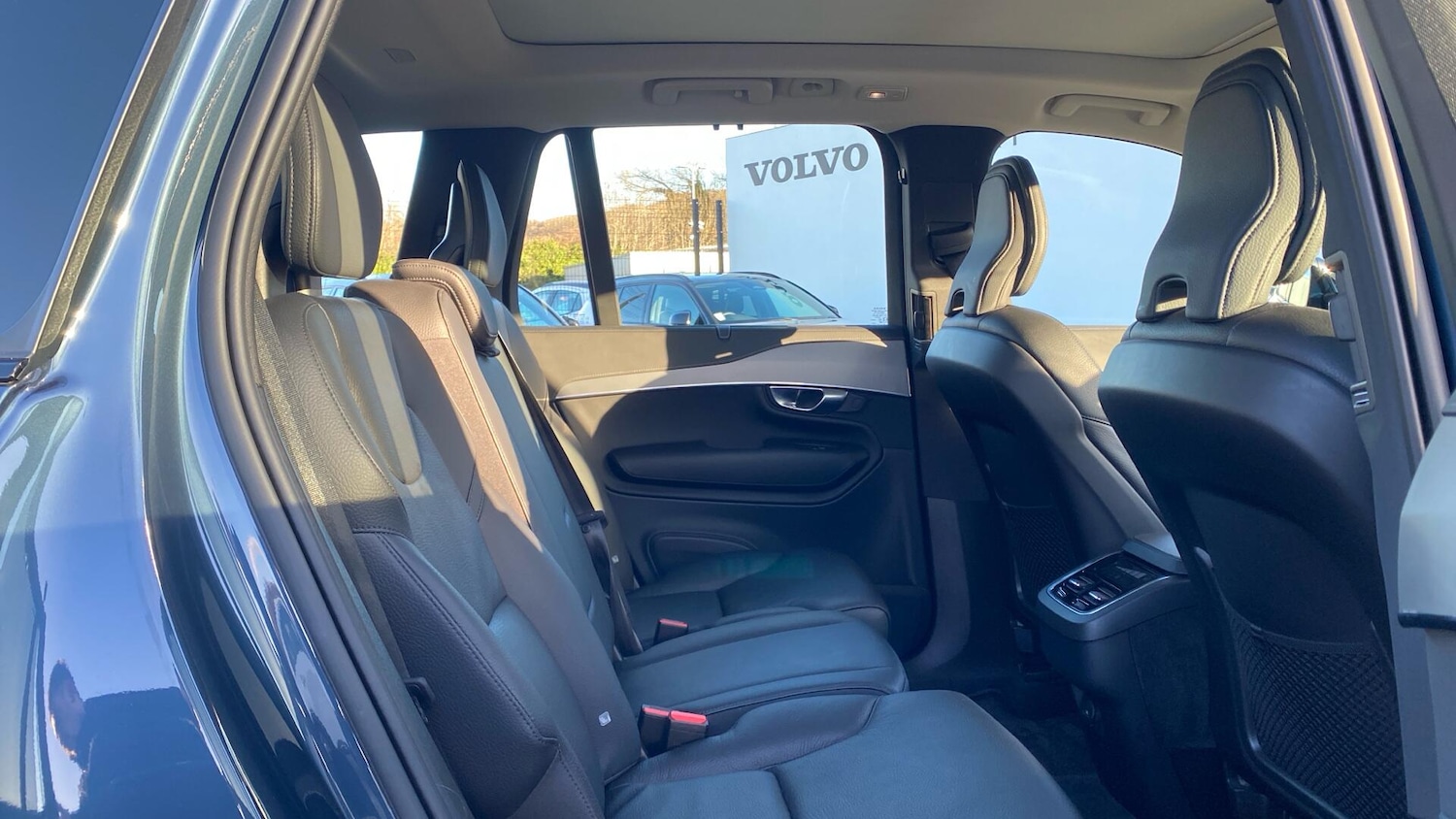 Used Volvo XC90 2023 for sale - 76913006: Photo 6