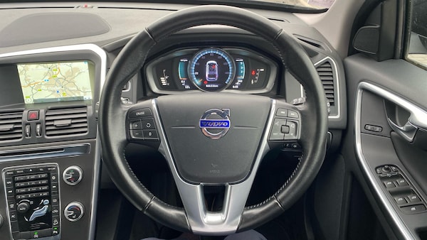 Used Volvo XC60 2016 for sale - 76270088: Photo 10