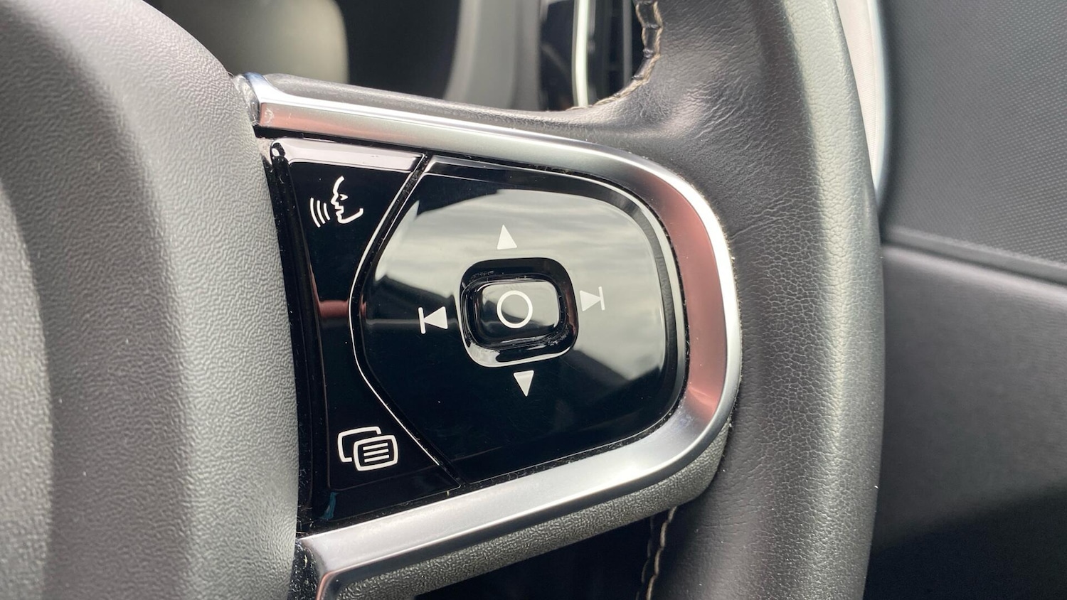 Used Volvo XC60 2020 for sale - 77612668: Photo 22