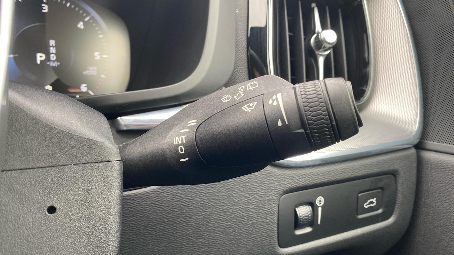 Used Volvo XC60 2020 for sale - 77612668: Photo 23