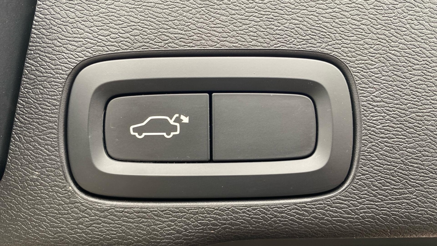 Used Volvo XC60 2020 for sale - 77612668: Photo 31