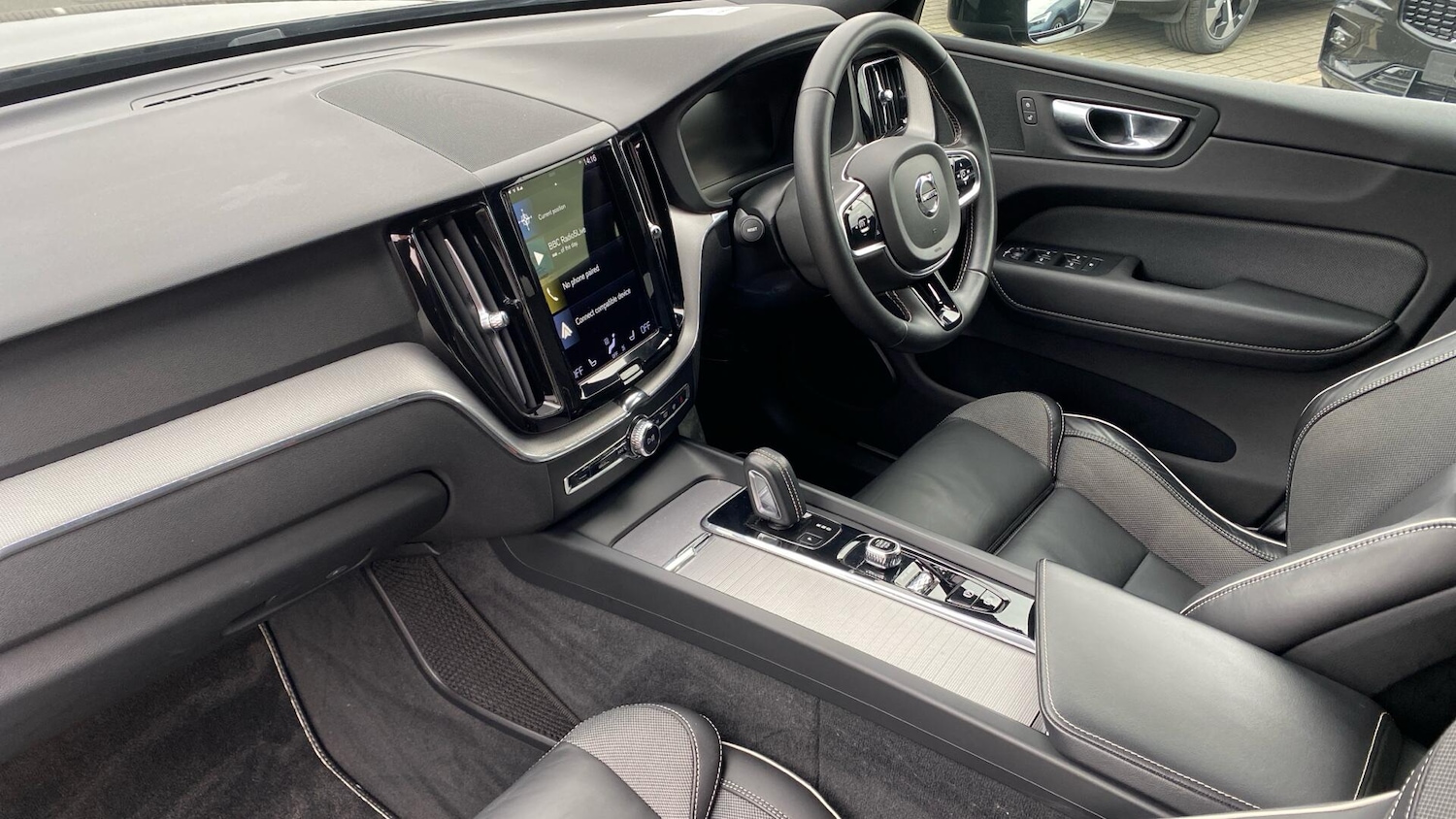 Used Volvo XC60 2020 for sale - 77612668: Photo 35