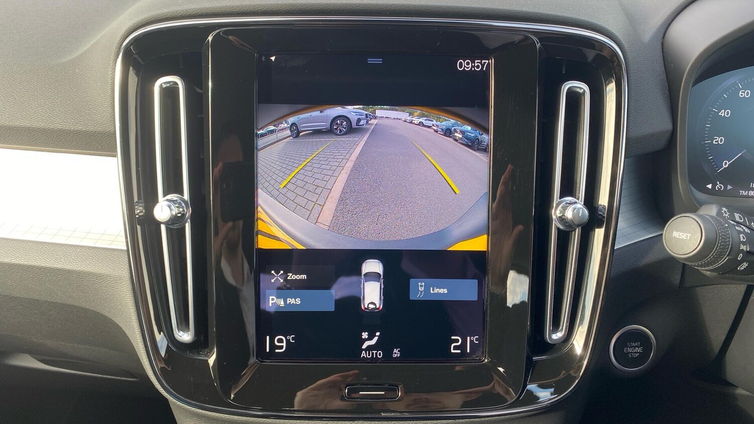 Used Volvo XC40 2022 for sale - 76152683: Photo 19