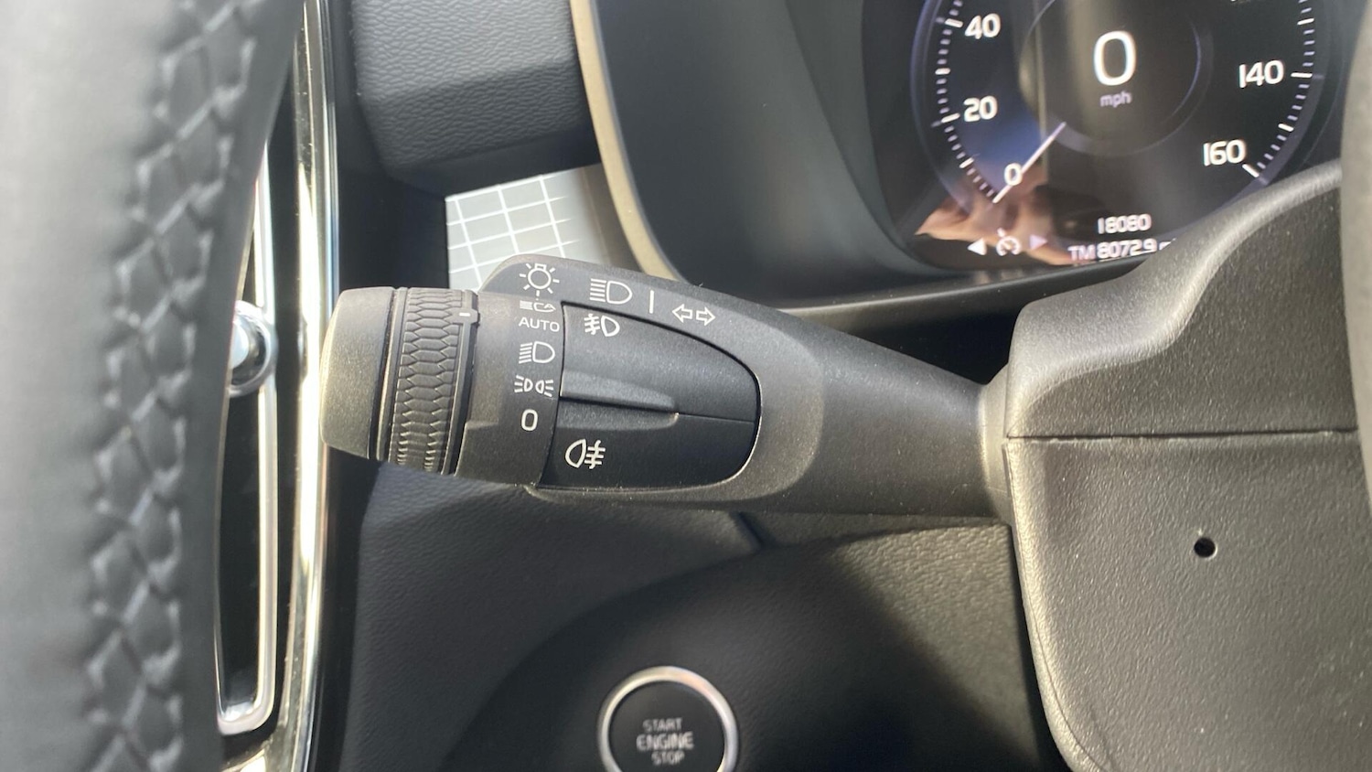 Used Volvo XC40 2022 for sale - 76152683: Photo 20
