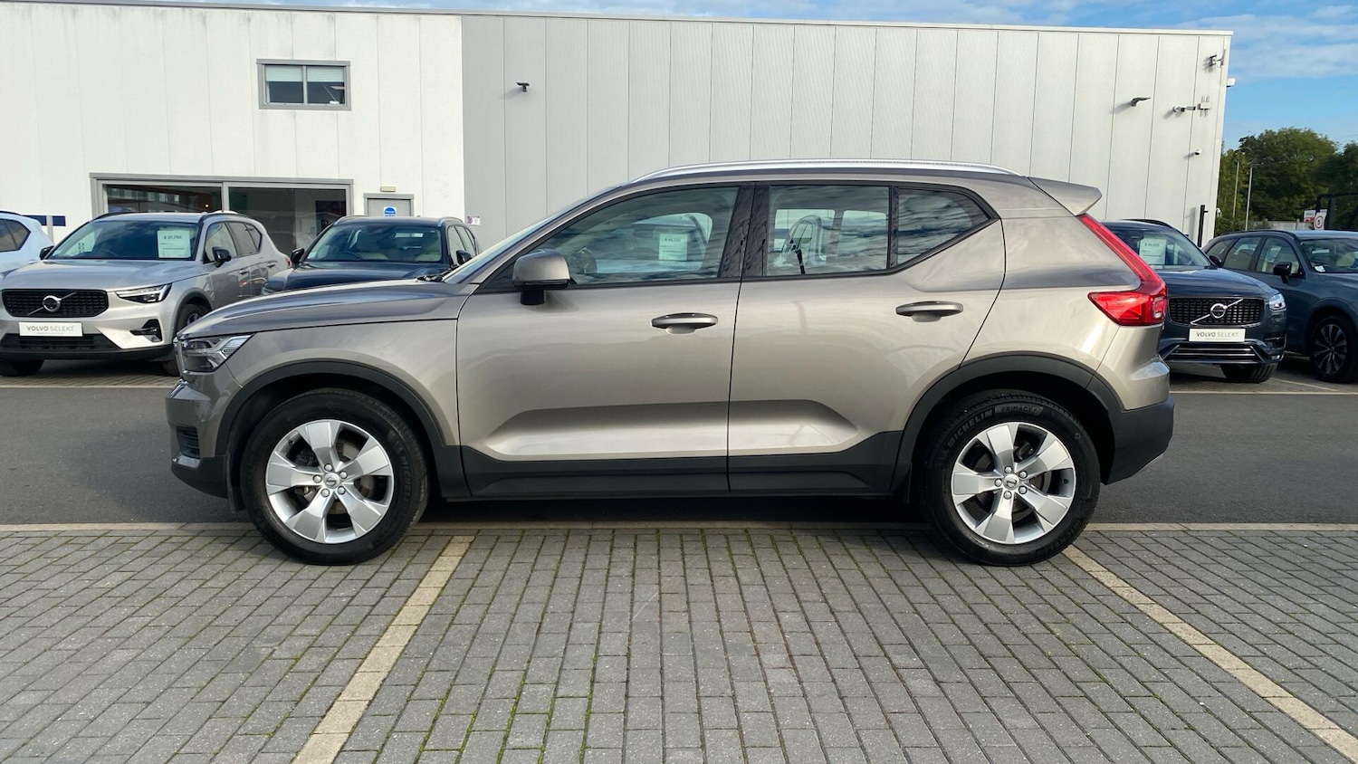 Used Volvo XC40 2022 for sale - 76152683: Photo 32