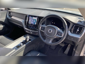 Used Volvo XC60 2023 for sale - 79453072: Photo