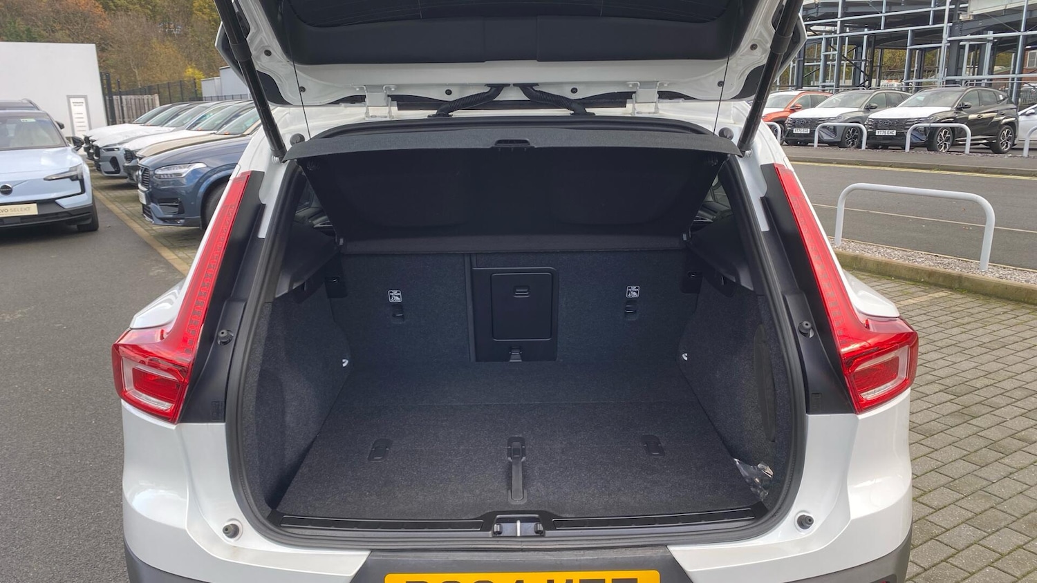 Used Volvo XC40 2024 for sale - 76592212: Photo 14