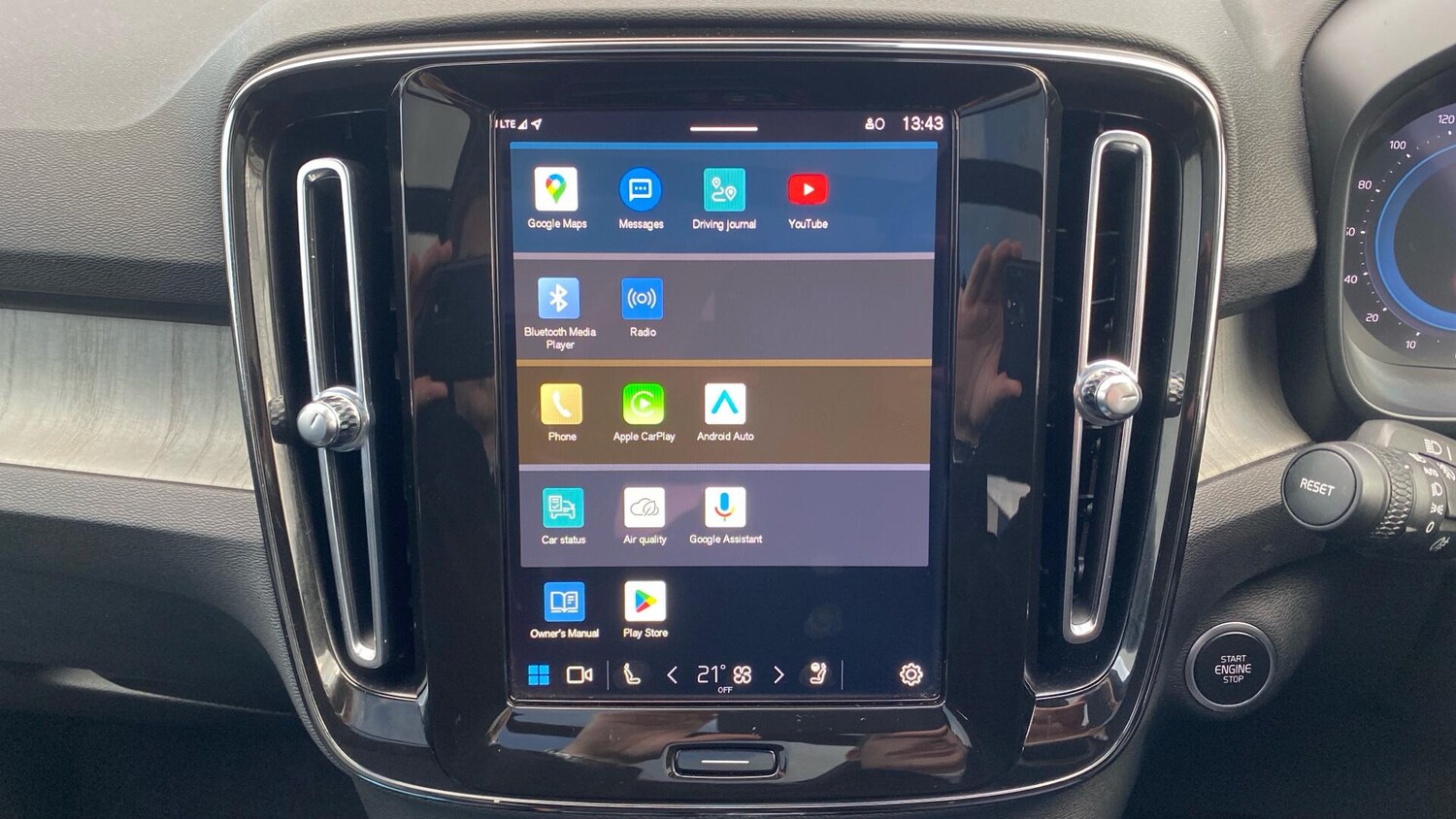 Used Volvo XC40 2024 for sale - 76592212: Photo 16