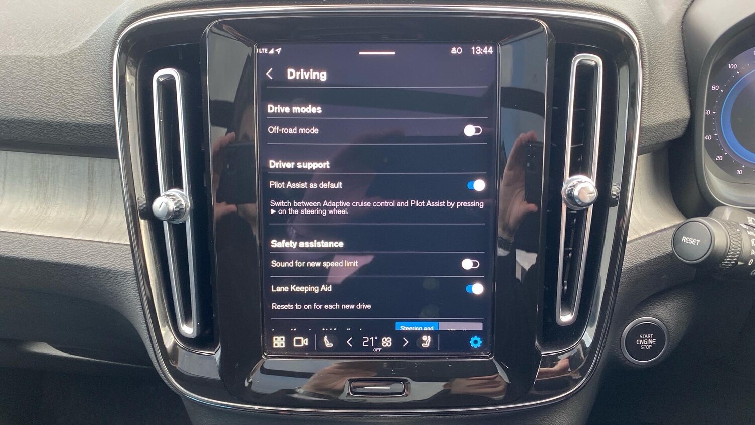 Used Volvo XC40 2024 for sale - 76592212: Photo 18