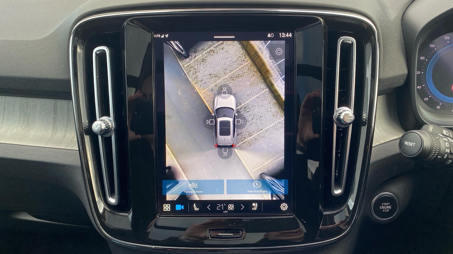 Used Volvo XC40 2024 for sale - 76592212: Photo 20