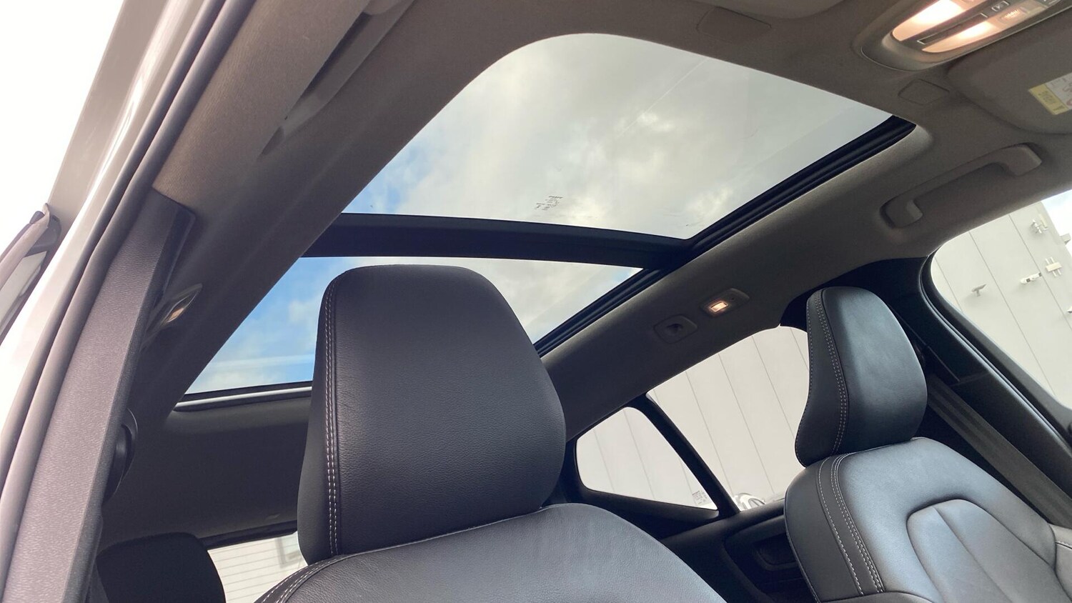 Used Volvo XC40 2024 for sale - 76592212: Photo 32