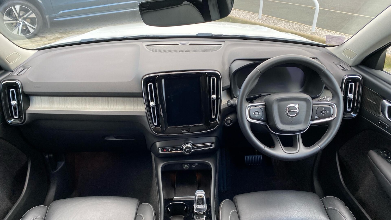 Used Volvo XC40 2024 for sale - 76592212: Photo 6