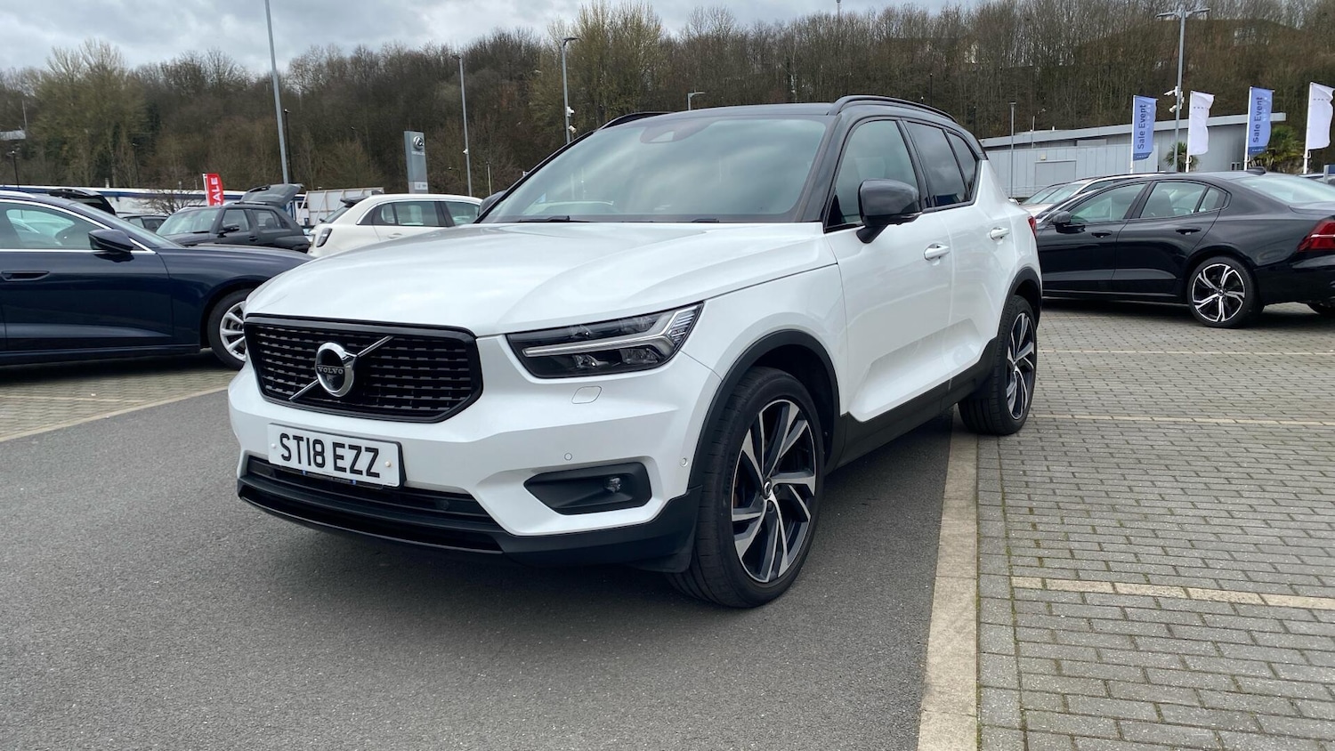 Used Volvo XC40 2018 for sale - 77853012: Photo 4