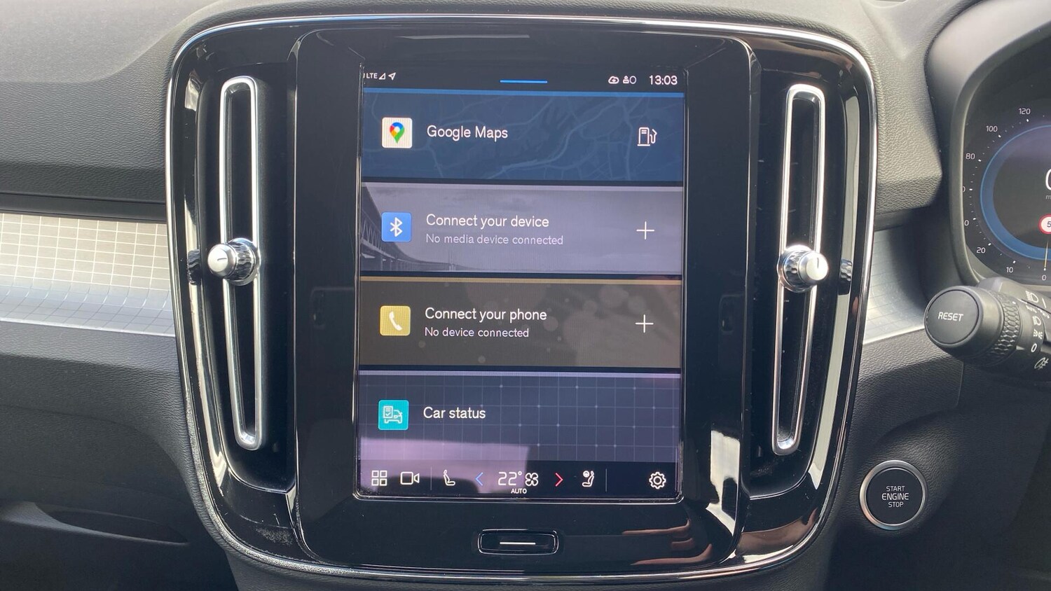 Used Volvo XC40 2023 for sale - 78019520: Photo 12