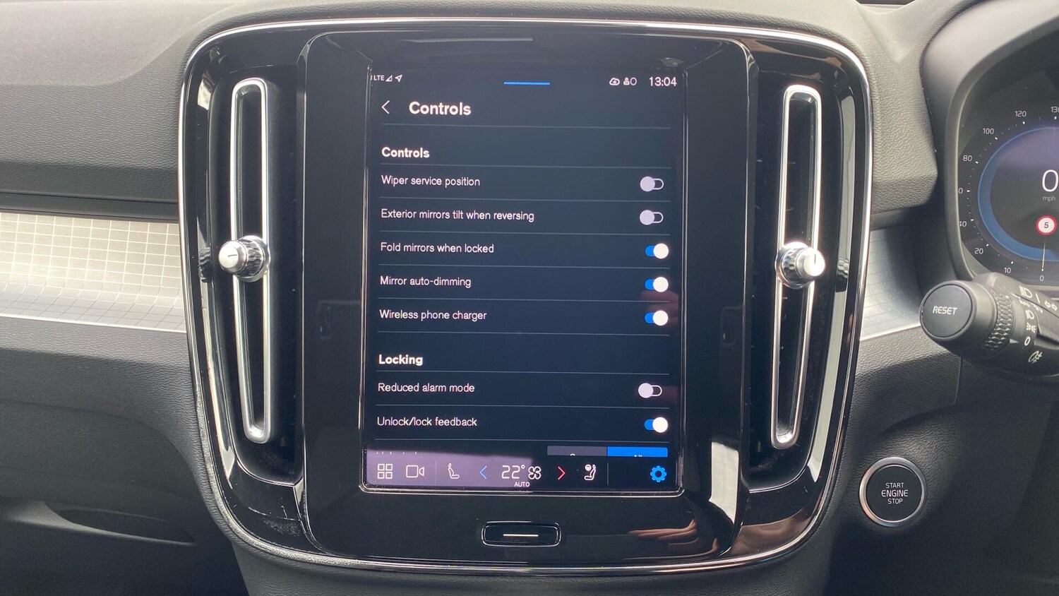 Used Volvo XC40 2023 for sale - 78019520: Photo 16