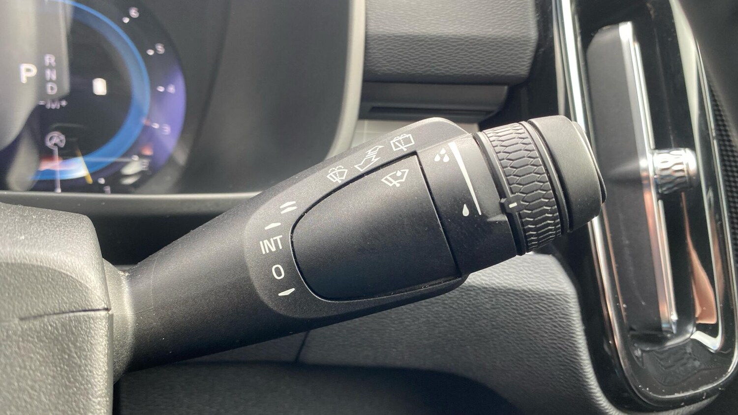 Used Volvo XC40 2023 for sale - 78019520: Photo 23