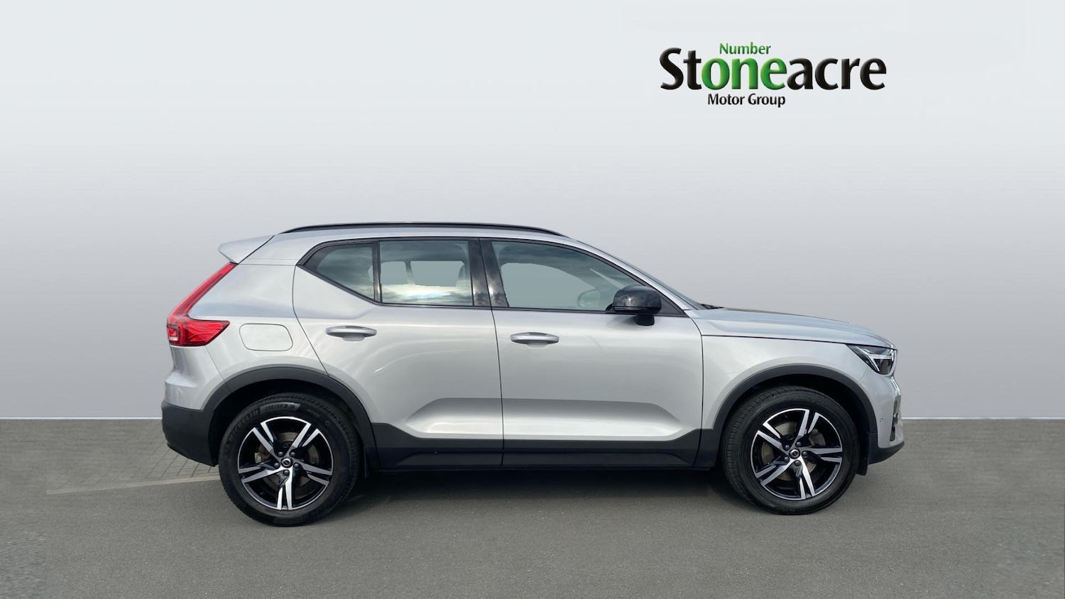 Used Volvo XC40 2023 for sale - 78019520: Photo 3