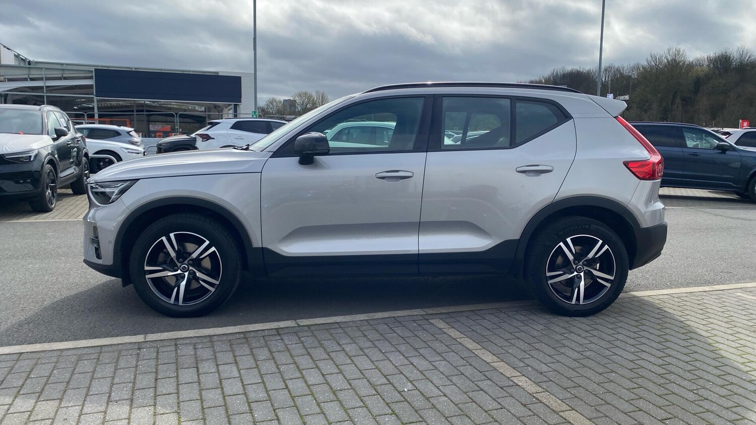 Used Volvo XC40 2023 for sale - 78019520: Photo 35