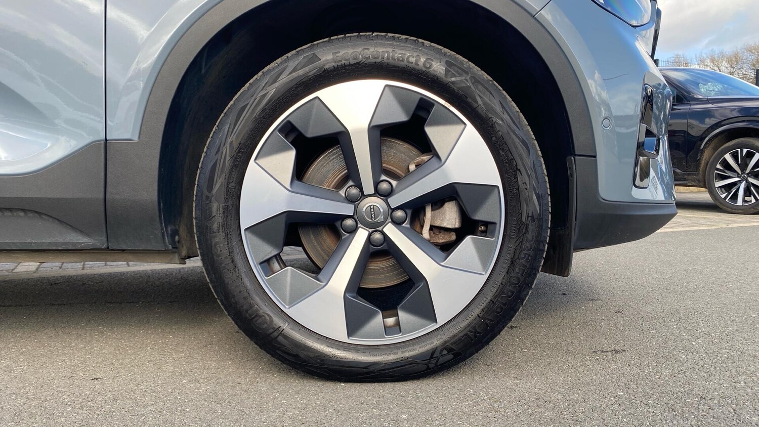 Used Volvo XC40 for sale - 77852863: Photo 9