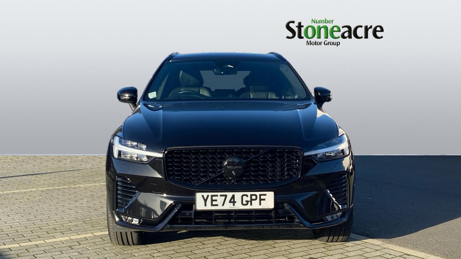 Used Volvo XC60 2024 for sale - 77839174: Photo 2